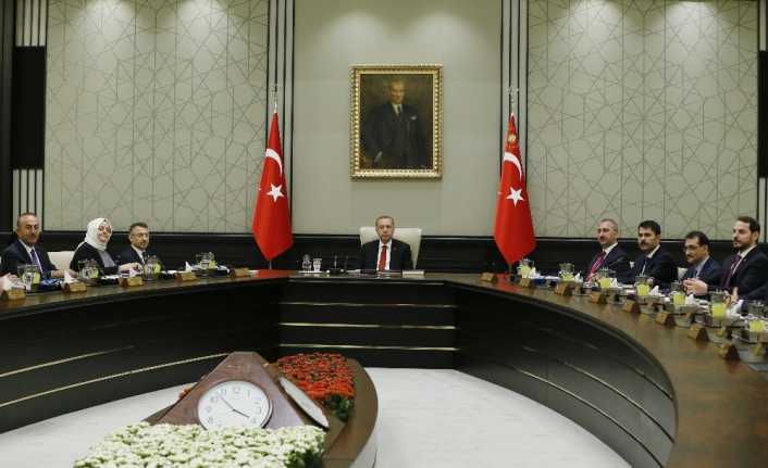 Cumhurbaşkanlığı Kabinesi, Cumburbaşkanı Recep Tayyip Erdoğan başkanlığında Beştepe’de toplandı. 