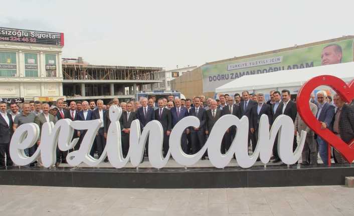 Erzincan'da Cumhur ittifakı 28 Mayısta yapılacak Cumhurbaşkanlığı seçimleri için bir