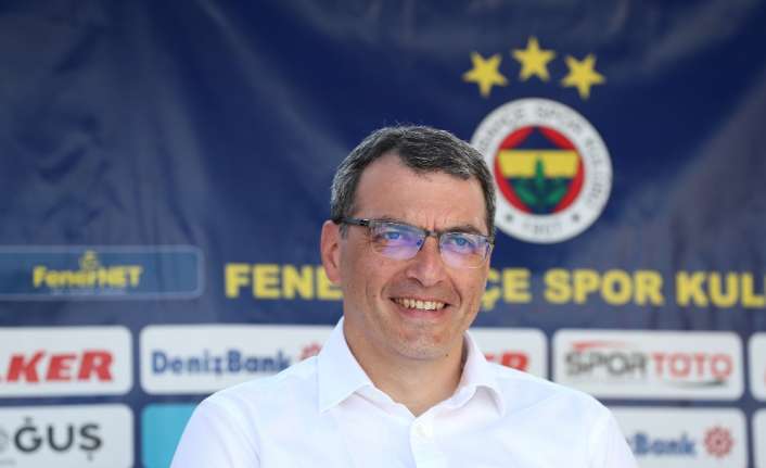 Fenerbahçe Sportif Direktörü Damien Comolli, "Kesinlikle transfer yapmak istiyoruz, buraya