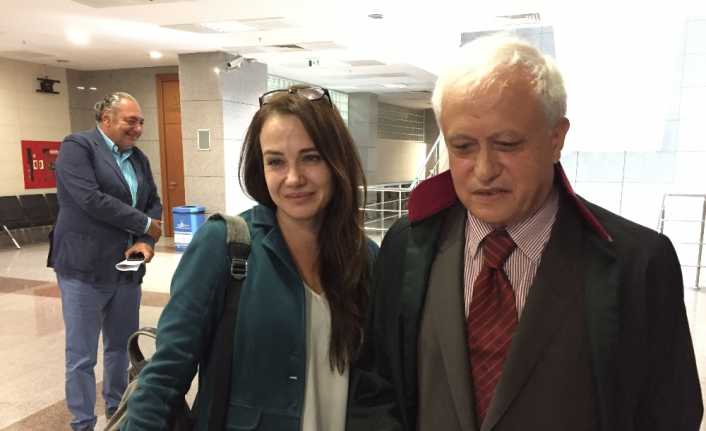Oyuncu Deniz Uğur’un eski eşi gazeteci Reha Muhtar’a, ikiz çocuklarının