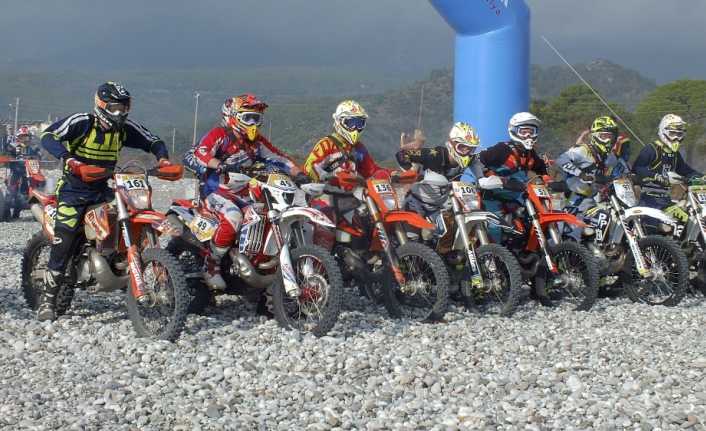 Sea To Sky Enduro’da en zorlu gününde Çamyuva Sahili’nden başlayan