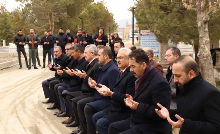 Erzincan'da, 13 Mart 1992'de meydana gelen 6,8 büyüklüğündeki depremde hayatını