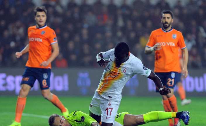 Spor Toto Süper Lig’in 16. haftasında Medipol Başakşehir, sahasında karşılaştığı