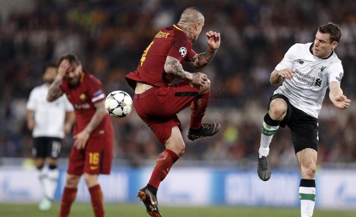 UEFA Şampiyonlar Ligi Yarı Final rövanşında Liverpool, ilk maçta 5-2