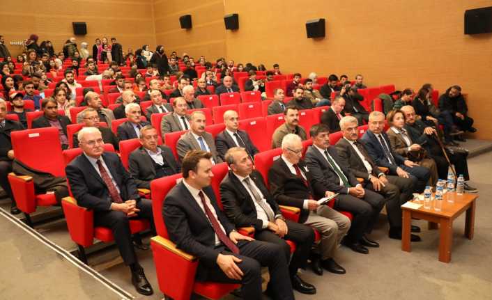 "Dış Ticarette Yeni Ufuklar, Yeni Uygulamalar, Yeni Kurallar, Yeni Pazarlar"