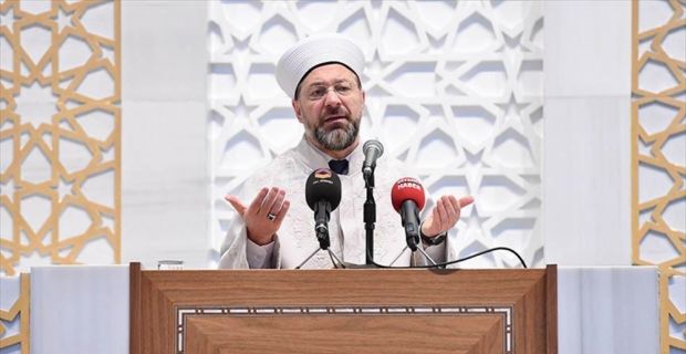 Diyanet İşleri Başkanı Prof. Dr. Erbaş, sabah namazında bir araya