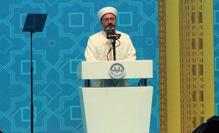 Diyanet İşleri Başkanı Ali Erbaş, tekfire kadar giden üsluptan kaçınılması