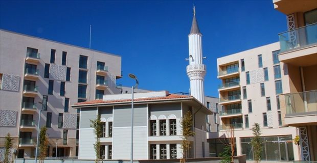 TOKİ tarafından, terörden dolayı ağır hasar gören Diyarbakır'da 5 bin