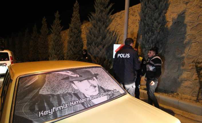 Konya’da drift yaparken suçüstü yakalanan ve alkollü olduğu belirlenen sürücüye