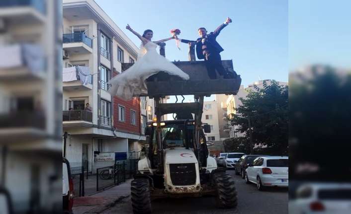 Çanakkale’de dünya evine giren Ömer Tutak ve Tuğçe Tutak, düğün