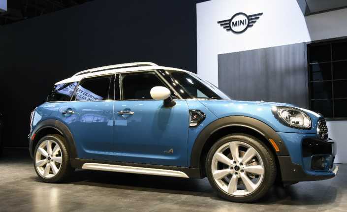 BMW, Rusya’da sattığı 467 adet Mini Countryman model arabayı yüksek