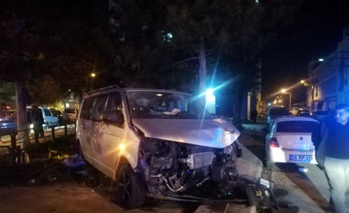 Eskişehir’de polisin ’dur’ ihtarına uymayıp kaçan sürücü kaza yaptı. Kazada