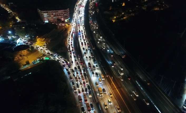 İstanbul’da akşam iş dönüşü yoğun trafikten kaçmaya çalışan bazı uyanık