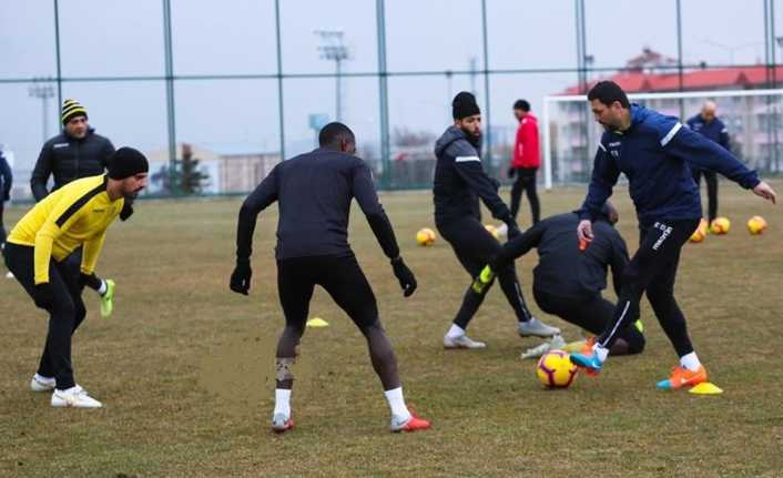 Ligde ve kupada yoluna doludizgin devam eden Evkur Yeni Malatyaspor,