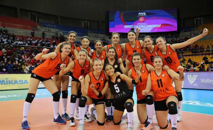 2018 FIVB Dünya Kulüpler Şampiyonası grup etabının son maçında Brezilyalı