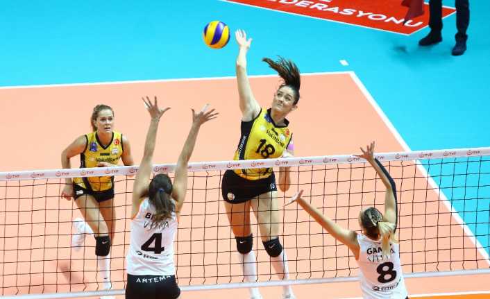 2019 Kadınlar Voleybol Sezonu Spor Toto Şampiyonlar Kupası’nı Eczacıbaşı VitrA,