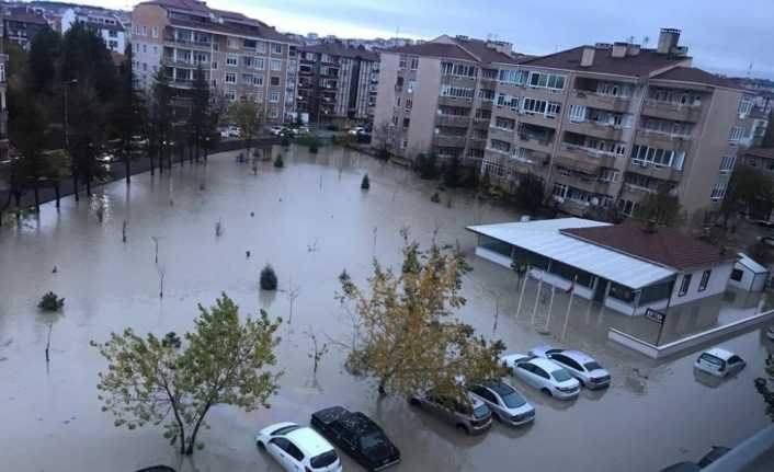 Edirne’de dün gece saatlerinde başlayan ve sabahın ilk ışıklarına kadar