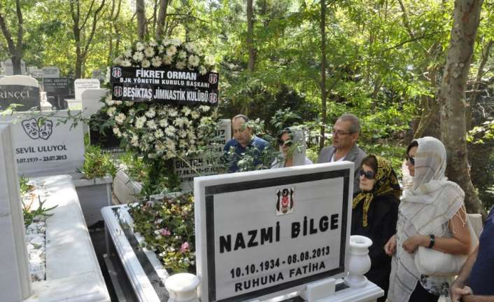 Beşiktaş’ın efsane kaptanlarından Nazmi Bilge, vefatının 5. yıl dönümünde mezarı