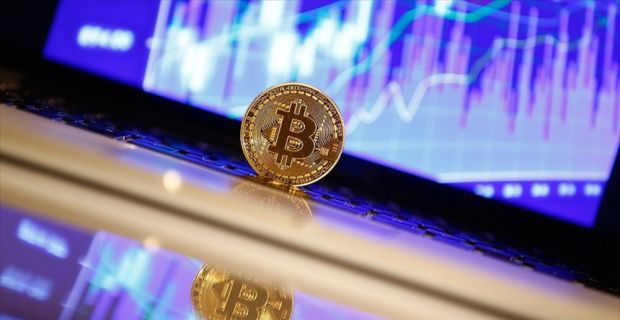 Ekonomi Bakanı Zeybekci, kripto paralara ilişkin, "Riskine kesinlikle dikkat etmek
