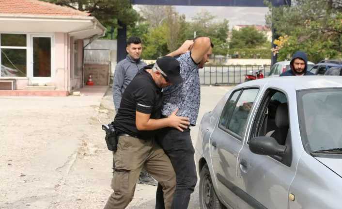 Erzincan Emniyet Müdürlüğü Personeline Şüpheli Kişi ve Araç Durdurma, Arama,