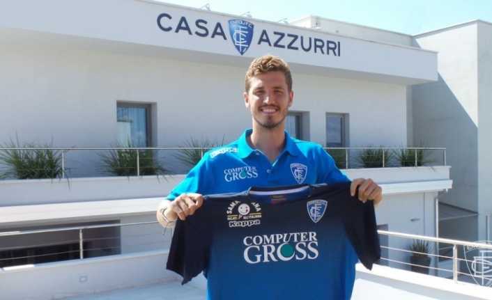 Empoli Kulübü, Salih Uçan’ın satın alma opsiyonu ile kiralandığını açıkladı.