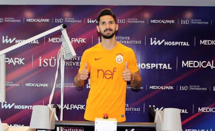 Galatasaray’ın yeni transferi Emre Akbaba sağlık kontrolünden geçti. 