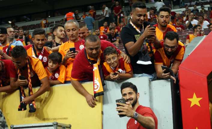 Galatasaray’ın Alanyaspor’dan transfer ettiği Emre Akbaba, Türk Telekom Stadyumu’nda Göztepe