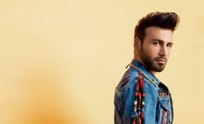 Ünlü popçu Emre Kaya, Yıldız Tilbe’nin Yıldızlı Şarkılar projesine evet