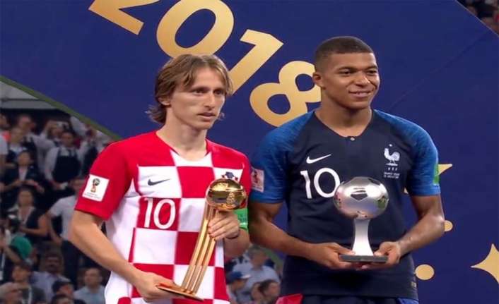 FIFA Dünya Kupası’nın en iyi oyuncusu, Hırvatistan’ın yıldız futbolcusu Luka