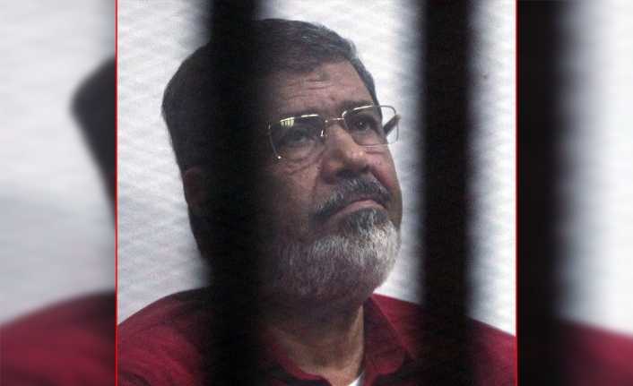 Mısır güvenlik güçleri, ülkenin seçilen ilk Cumhurbaşkanı Muhammed Mursi’nin en