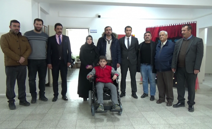 Erzincan’da yaşayan 10 yaşındaki Suriye uyruklu engelli öğrenciye, Erzincan’da faaliyet