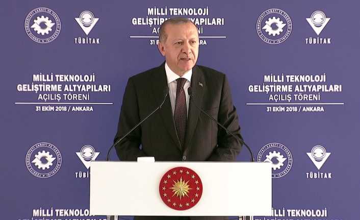 Cumhurbaşkanı Recep Tayyip Erdoğan, milli uzun menzilli bölgesel hava füze