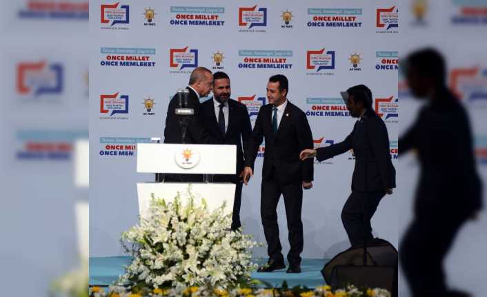 Cumhurbaşkanı Erdoğan, AK Parti Belediye Başkan adaylarını açıkladı. 
