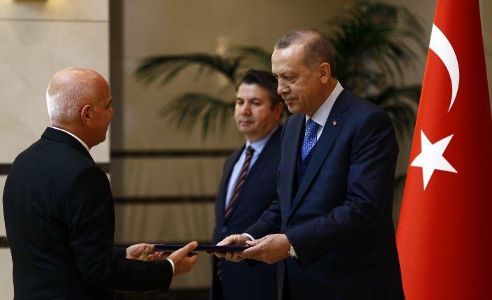 Cumhurbaşkanı Recep Tayyip Erdoğan, Irak’ın Ankara Büyükelçisi Hüseyin Mahmud Fadlullah