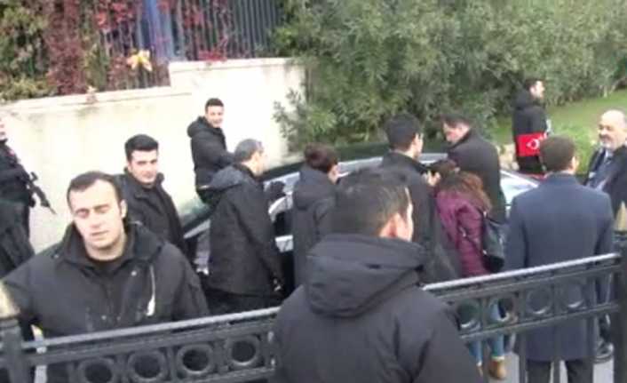 Cumhurbaşkanı Recep Tayyip Erdoğan, cuma namazını Üsküdar’daki Hz. Ali Camii’nde