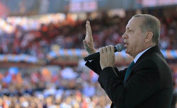 Cumhurbaşkanı Erdoğan, kendisine suikast girişiminde bulunmaya çalışan FETÖ’cüleri Yunanistan’ın iade