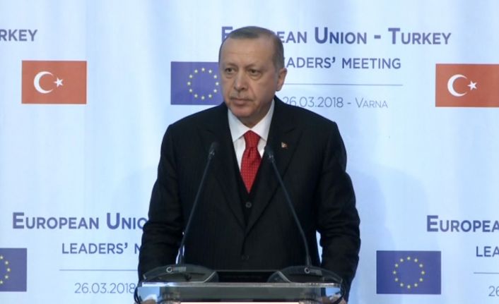 Cumhurbaşkanı Recep Tayyip Erdoğan, "Türkiye Avrupa Birliği ilişkilerinde zorlu bir