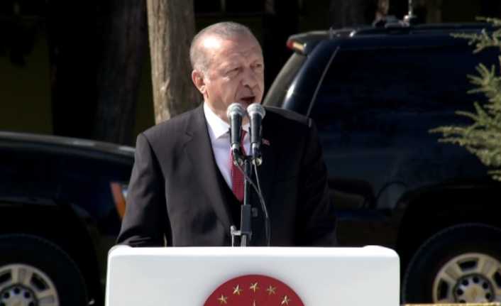 Cumhurbaşkanı Recep Tayyip Erdoğan, "İnşallah çok yakında burada brövelerini takan