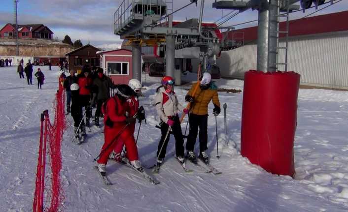 Türkiye'nin önemli kış turizm merkezlerinden Ergan Dağı Kış Sporları ve