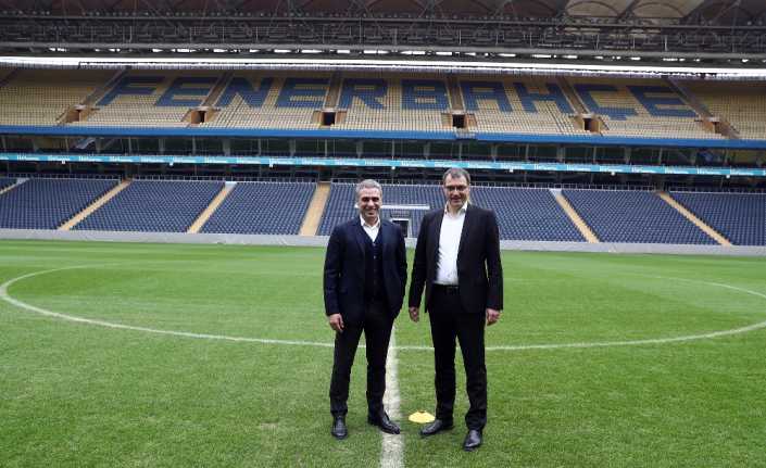 Fenerbahçe’nin yeni teknik direktörü Ersun Yanal, Ülker Stadyumu Fenerbahçe Şükrü