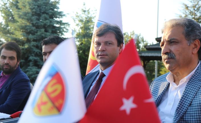 Kayserispor, Teknik Direktör Ertuğrul Sağlam ile 3 yıllık sözleşme imzaladı.