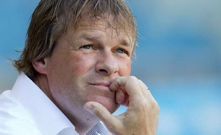 Hollandalı antrenör Erwin Koeman, Fenerbahçe’de Teknik Direktör Phillip Cocu’nun yardımcı