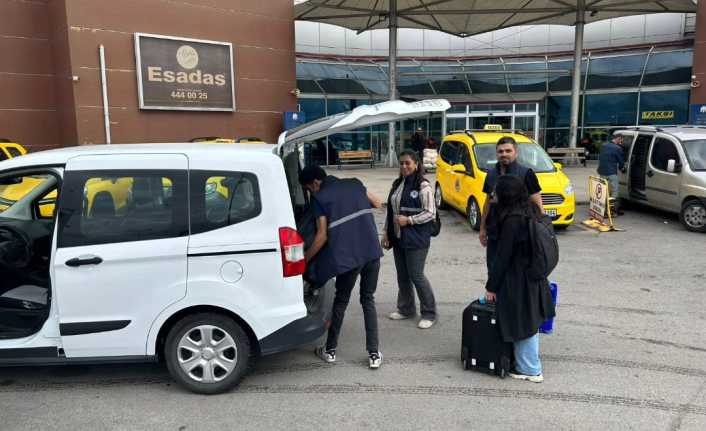 Erzincan Belediyesi kente gelen üniversite öğrencilerini yalnız bırakmıyor