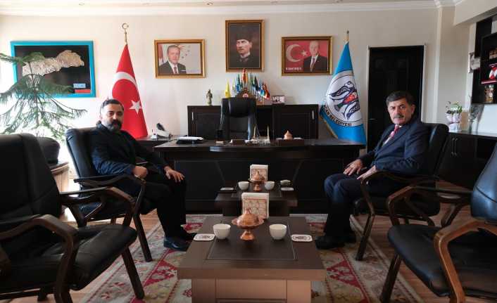 Belediye Başkanı Bekir Aksun ve Erzincan Barosu Başkanı Av. Adem