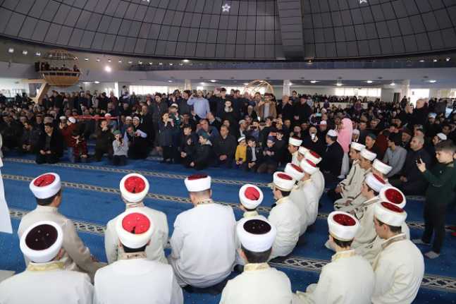 Erzincan İl Müftülüğüne bağlı Kur'an Kurslarında hafızlığını tamamlayan 31’i erkek
