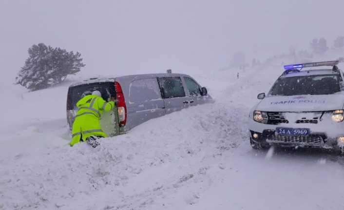 Soğuk hava dalgası ve kar yağışı yurt genelinde etkisini gösterirken