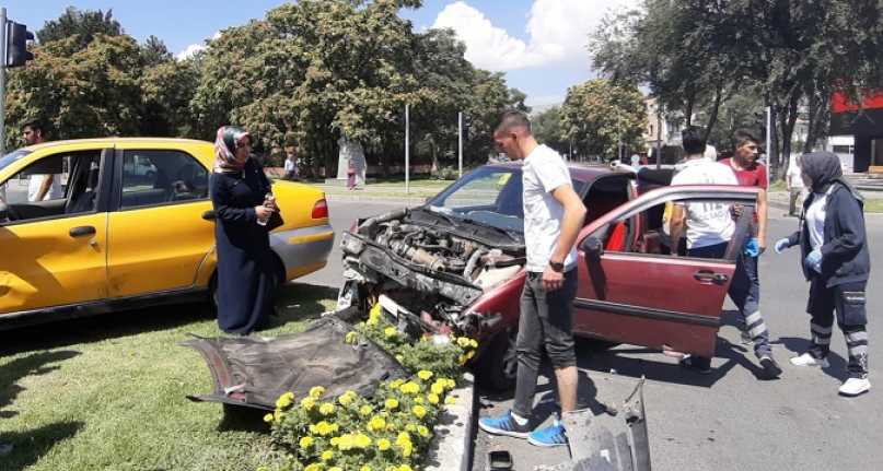 Erzincan’da SGK kavşağında meydana