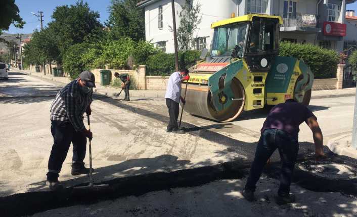 Erzincan’da üst yapı çalışmalarına devam ediyor Erzincan Belediyesi tarafından şehrin farklı noktalarında başlatılan üst yapı çalışmaları
