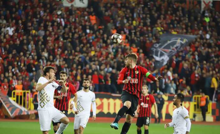 Spor Toto 1. Lig’in 11. haftasında Eskişehirspor, sahasında Osmanlıspor’u 1-0