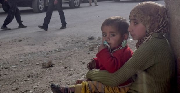 Doğu Guta'ya bugün hareket etmesi beklenen BM konvoyu, yine rejim